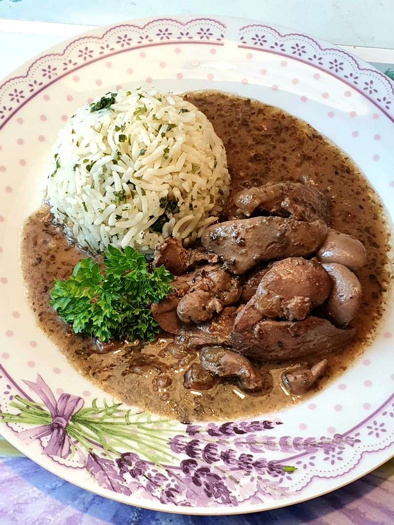 Chicken Liver with Marjoram and White Wine
