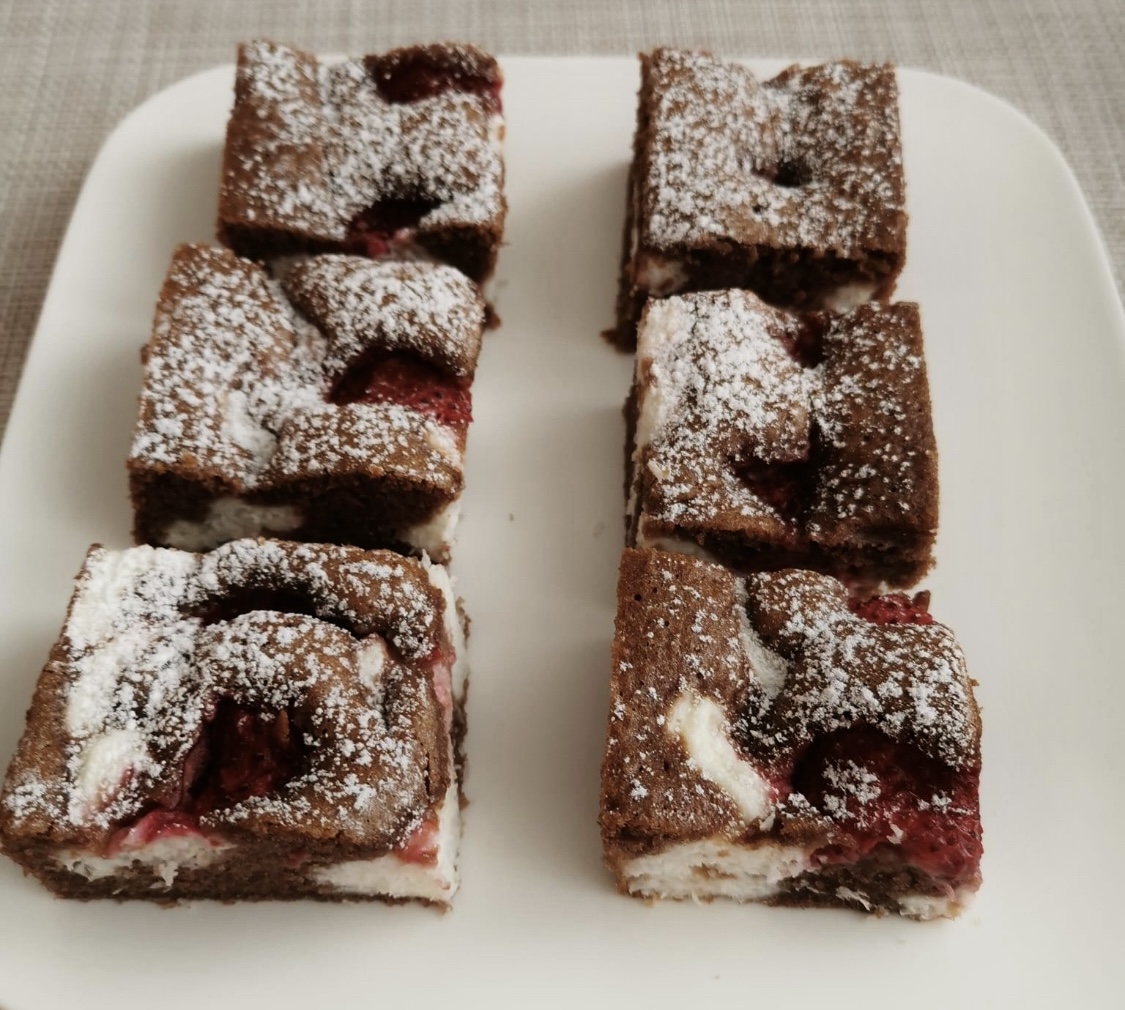 Quark-Coconut Cake