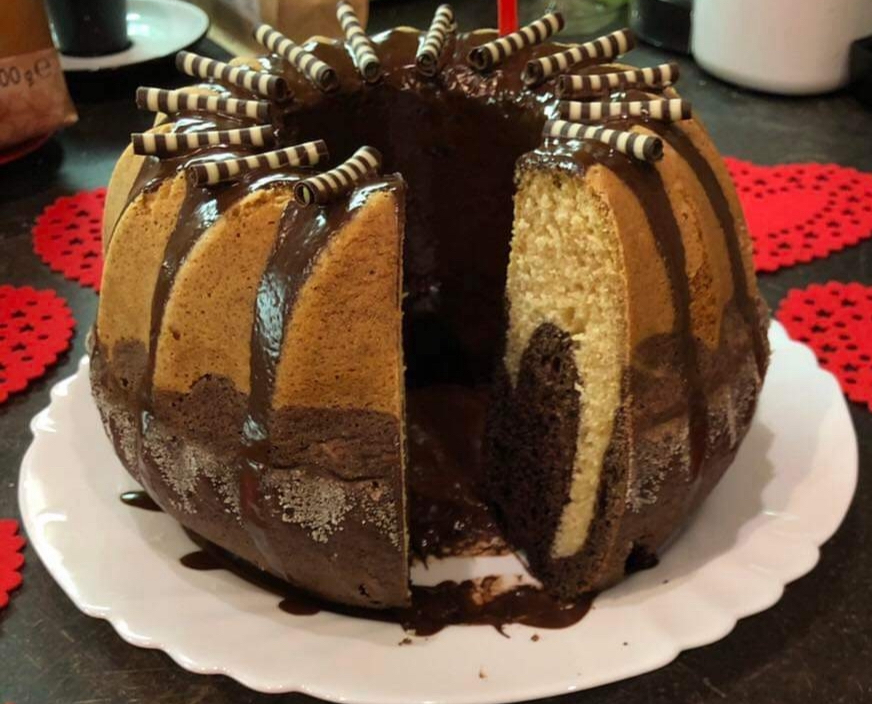 Valentine's Bundt Cake
